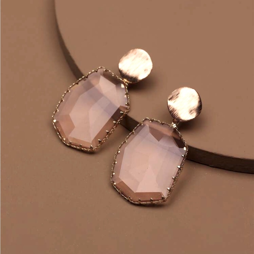 Champagne Geometric Drop Earrings NEW 🏷️